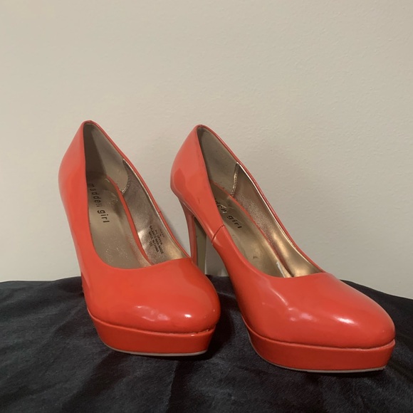Red Patent Leather Heels by Wild Pair - Picture 1 of 6